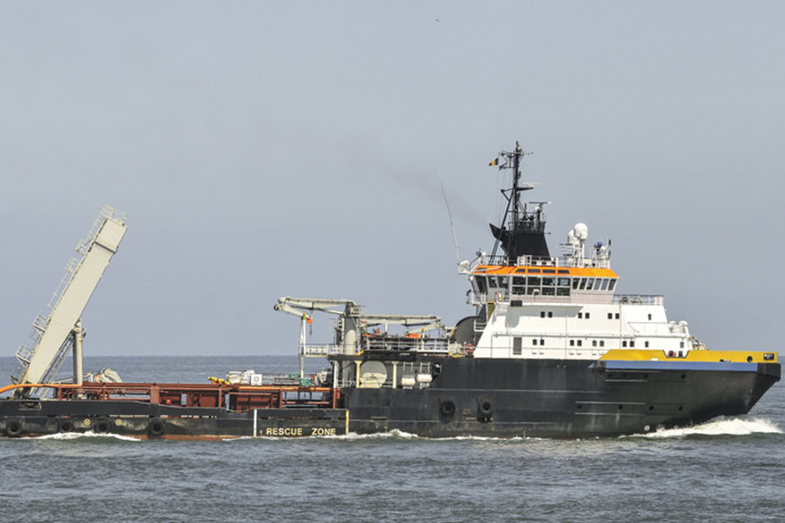 AHTS (Anchor Handling Tug Supply Vessel)